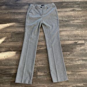 White House Black Market Slim Boot Cut Pant (Size 2)